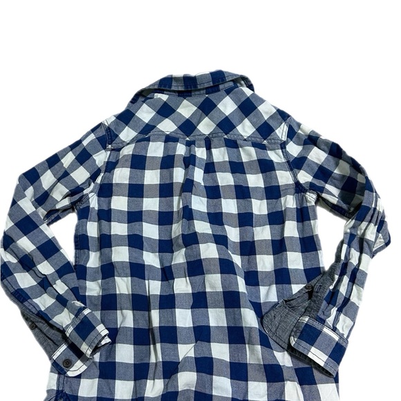 2 Cat & Jack shirts - Picture 5 of 5